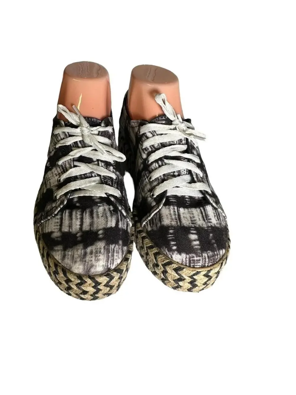 Circus by Sam Edelman step up